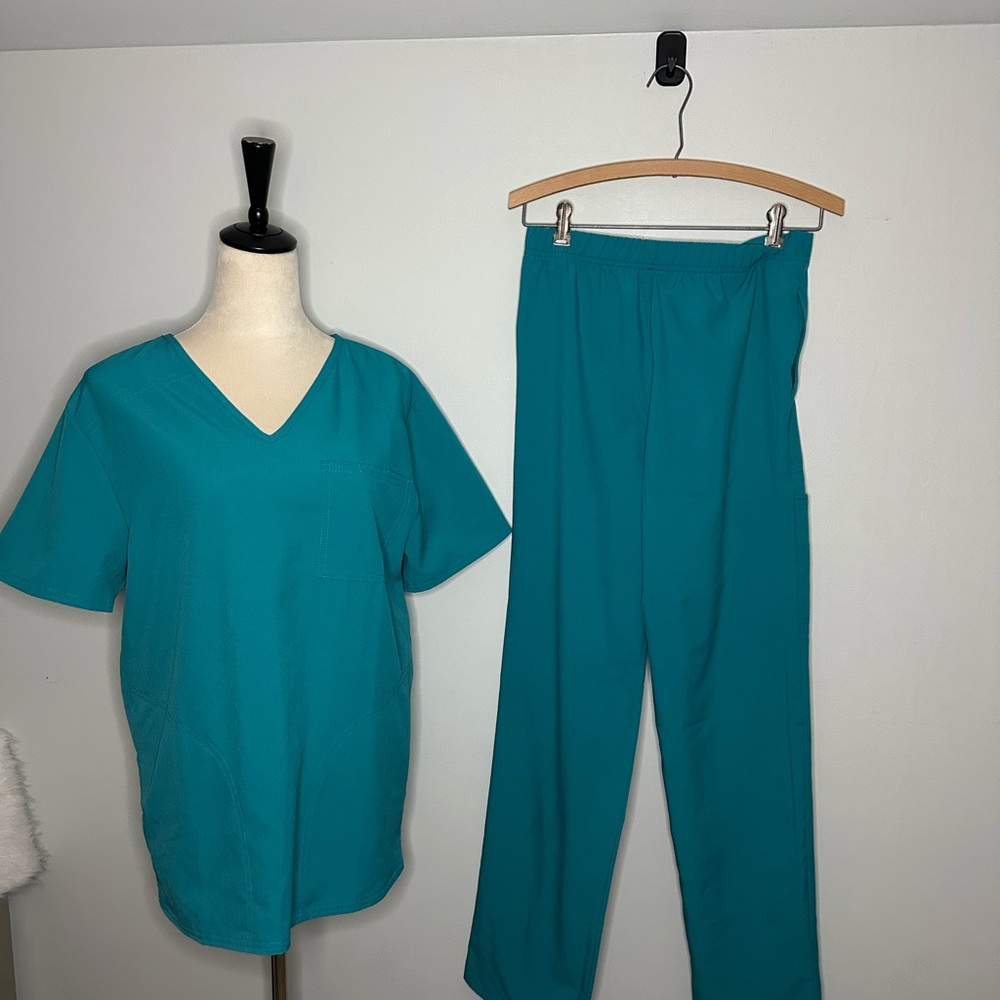 Scrubstar Teal Scrubs for Medical Professionals SZ SM